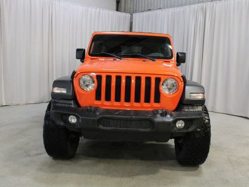 Used 2018 Jeep Wrangler Unlimited Sport S AWD/4WD image 36