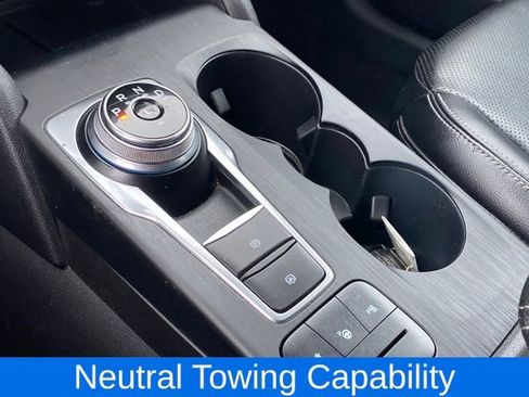 Used 2021 Ford Escape Titanium image 14