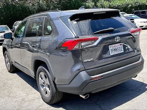 Used 2024 Toyota RAV4 XLE FWD image 6