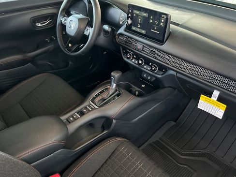 Used 2026 Honda HR-V Sport image 18