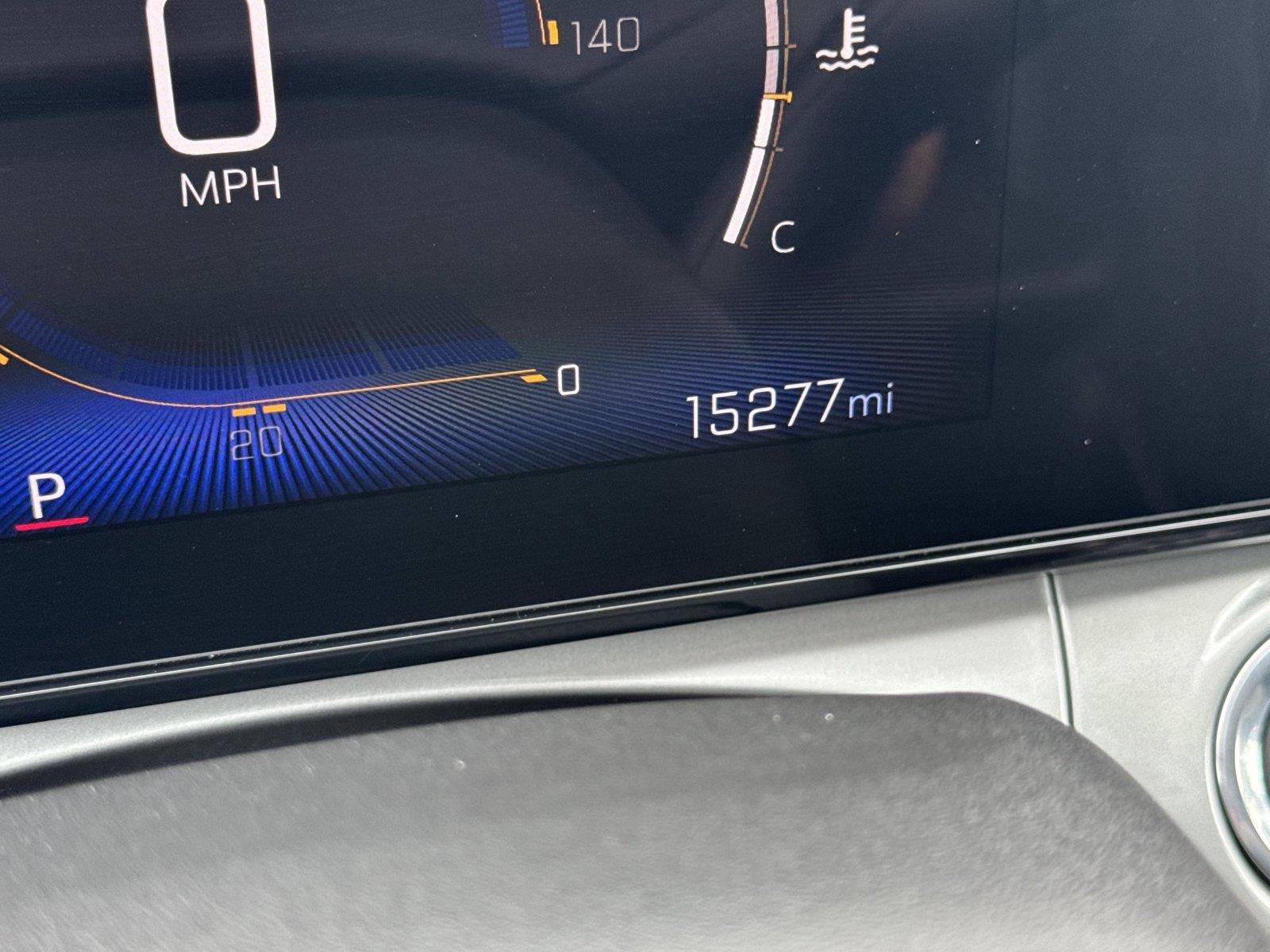 Used 2025 Chevrolet Trax LT w/ Driver Confidence Package FWD image 29