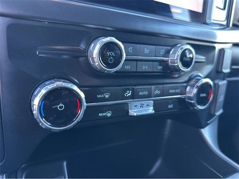 Used 2024 Ford F150 XLT w/ FX4 Off-Road Package image 27