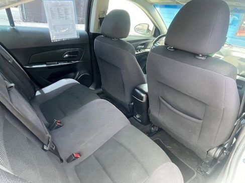 Used 2013 Chevrolet Cruze LT FWD image 11