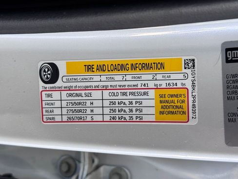 Certified 2023 Cadillac Escalade Premium Luxury AWD/4WD image 10