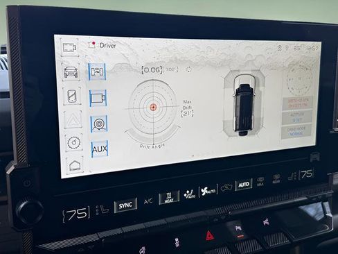 Used 2025 GMC Hummer EV 3X image 39