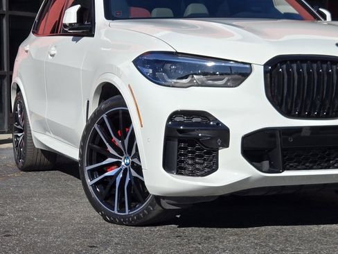 Used 2023 BMW X5 sDrive40i w/ M Sport Package image 11