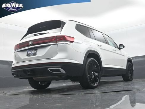Used 2026 Volkswagen Atlas SE FWD image 23