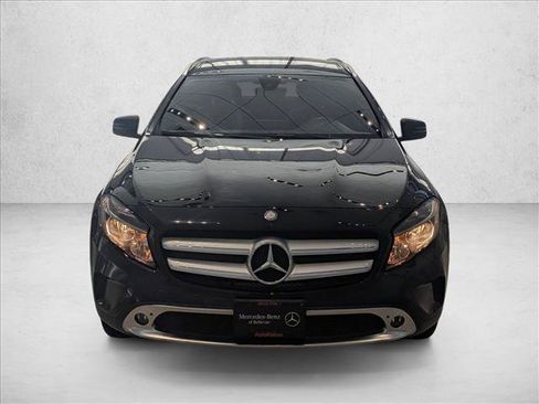 Used 2017 Mercedes-Benz GLA 250 4MATIC image 2