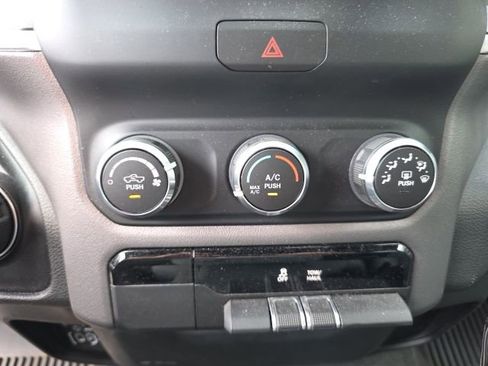 Used 2023 RAM 1500 Big Horn AWD/4WD image 16