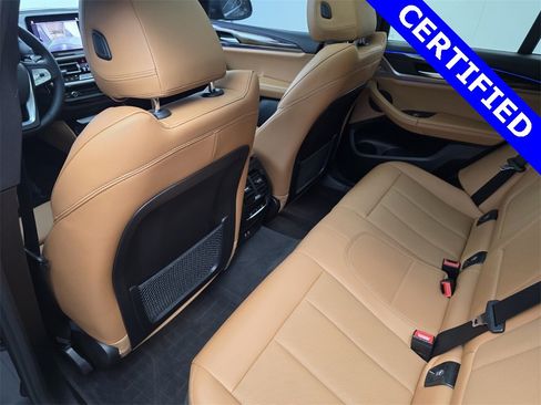 Used 2023 BMW X4 xDrive30i image 16