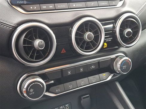 Used 2023 Nissan Sentra SV image 16