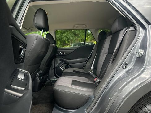 Used 2021 Subaru Outback Premium AWD/4WD image 17
