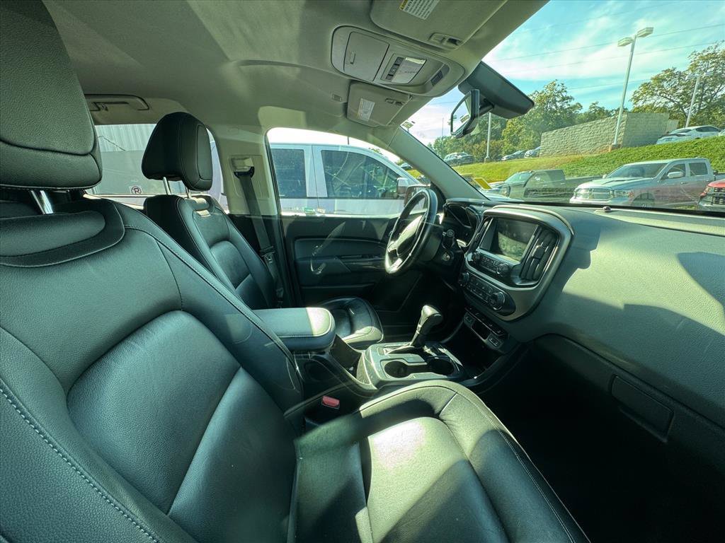 Used 2018 Chevrolet Colorado Z71 AWD/4WD image 3