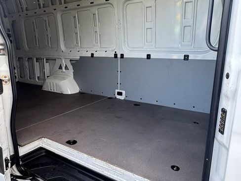 Used 2020 Mercedes-Benz Sprinter 3500 w/ Driver Convenience Package image 25