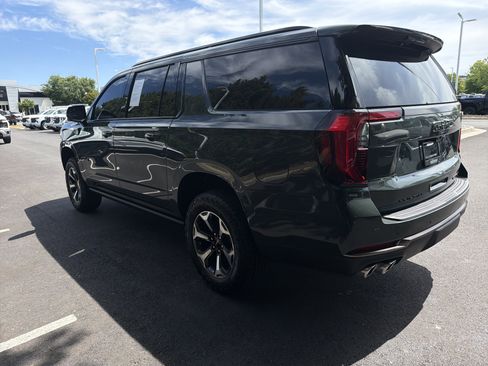 Used 2026 GMC Yukon XL AT4 Ultimate AWD/4WD image 8