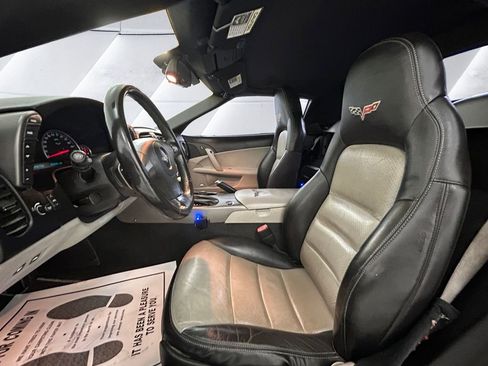 Used 2007 Chevrolet Corvette Convertible w/ Preferred Equipment Group image 7