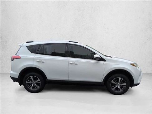 Used 2016 Toyota RAV4 XLE image 4