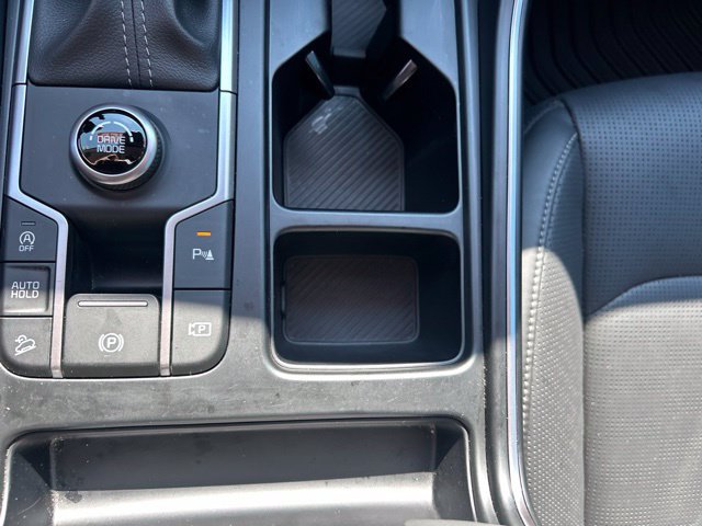 Used 2025 Kia Sorento S w/ Panoramic Sunroof Package FWD image 30