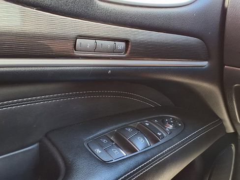 Used 2020 INFINITI QX60 Luxe w/ Essential Package image 39