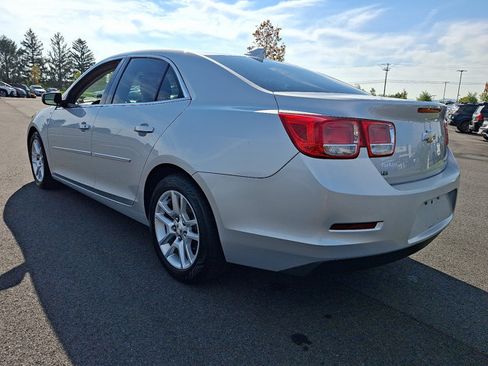 Used 2015 Chevrolet Malibu LT w/ Power Convenience Package FWD image 5