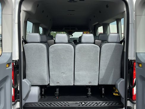 Used 2017 Ford Transit 350 XL image 16