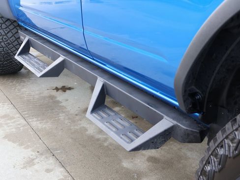 Used 2022 Ford Bronco Wildtrak image 10