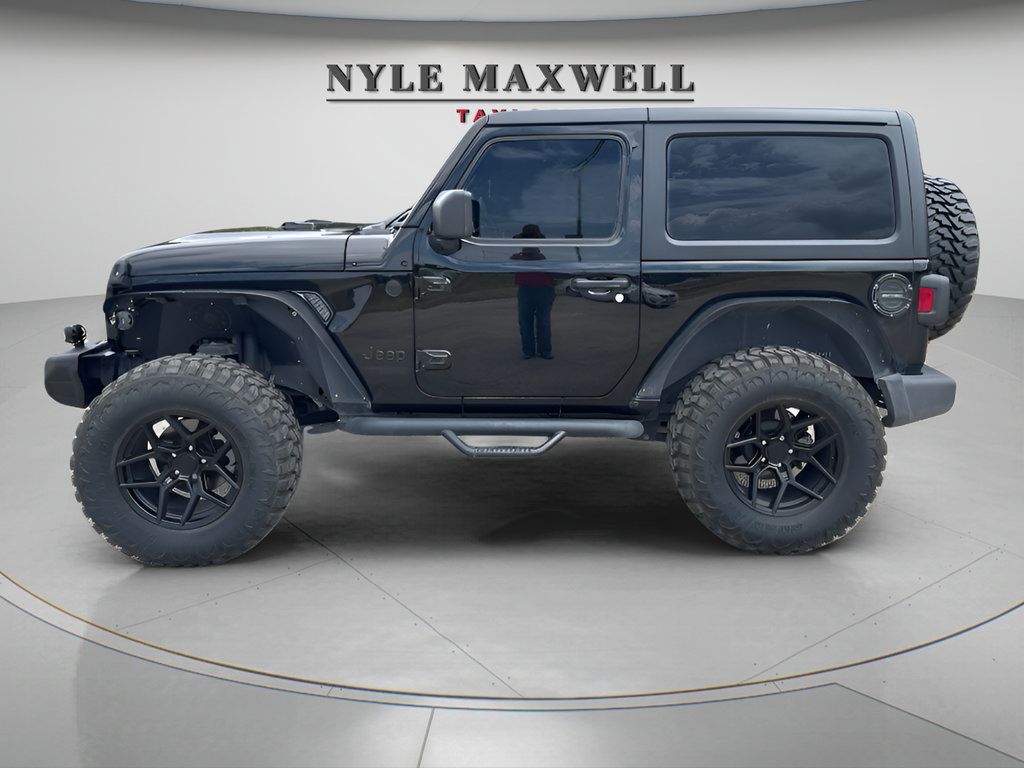 Used 2021 Jeep Wrangler Sport AWD/4WD image 6
