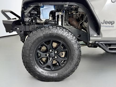 Used 2020 Jeep Wrangler Unlimited Sport AWD/4WD image 32