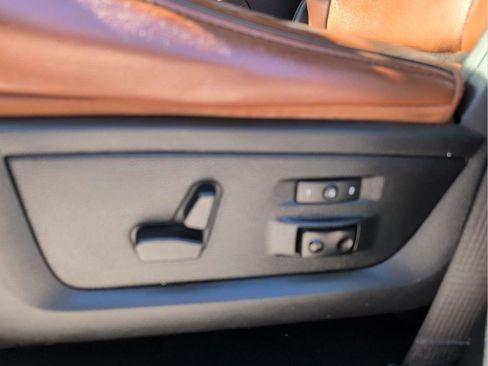 Used 2018 RAM 2500 Longhorn image 30