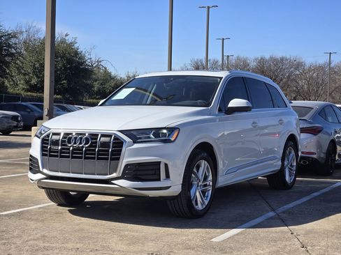 Certified 2023 Audi Q7 2.0T Premium w/ Convenience Package image 4