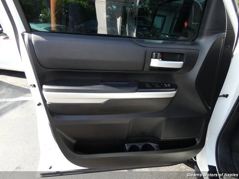 Used 2017 Toyota Tundra SR5 image 41