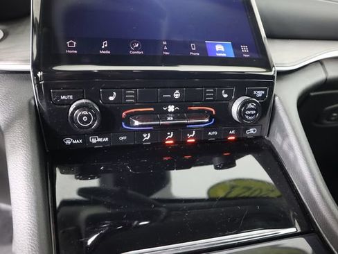 Used 2021 Jeep Grand Cherokee L Limited w/ Trailer Tow Group (B) AWD/4WD image 57