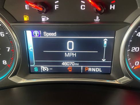 Used 2018 Chevrolet Malibu LT w/ Driver Confidence Package FWD image 23