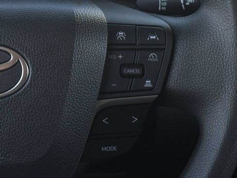 Used 2025 Toyota Camry LE FWD image 20
