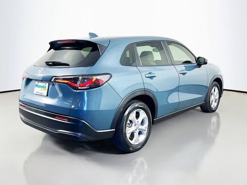 Certified 2024 Honda HR-V LX image 9