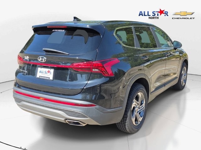 Used 2023 Hyundai Santa Fe SE FWD image 3
