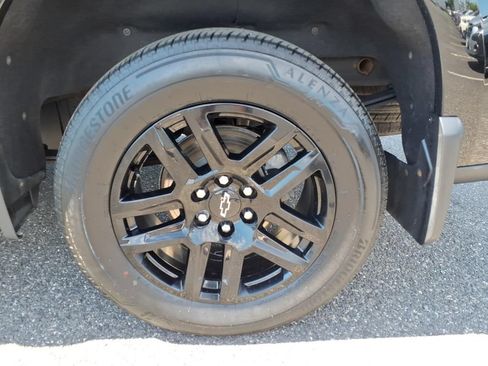 Used 2024 Chevrolet Silverado 1500 RST w/ Max Trailering Package AWD/4WD image 18