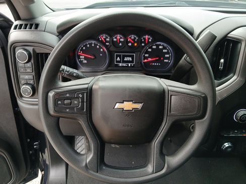 Used 2022 Chevrolet Silverado 1500 Custom image 23
