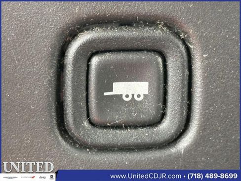 Used 2013 Chevrolet Express 1500 image 28
