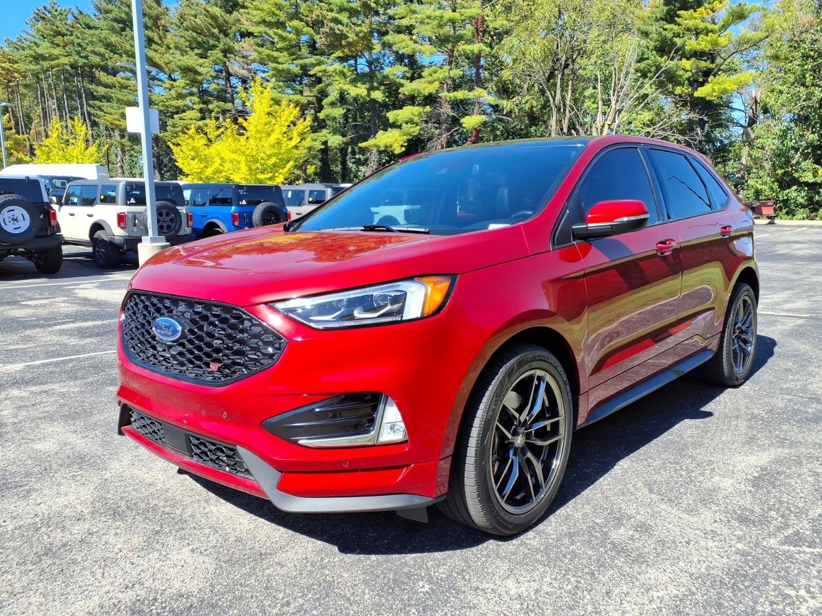 Used 2020 Ford Edge ST w/ Equipment Group 401A AWD/4WD image 4