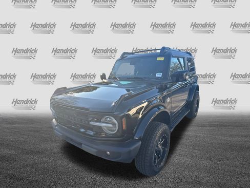 Used 2022 Ford Bronco Outer Banks image 3