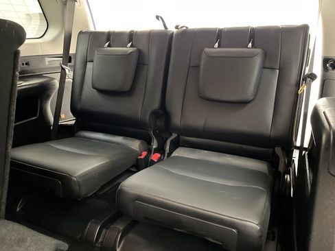 Used 2018 Toyota 4Runner Limited w/ Four Season Floor Mat Package AWD/4WD image 21