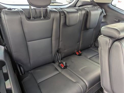 Used 2022 Subaru Ascent Limited w/ Technology Package image 34