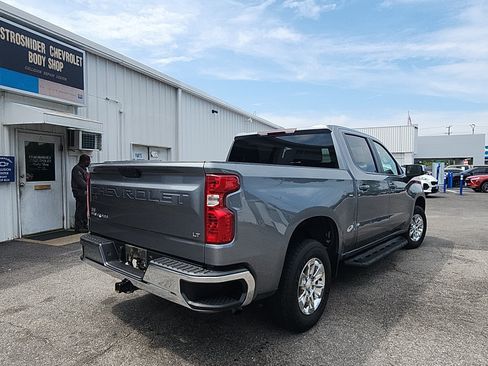 Used 2022 Chevrolet Silverado 1500 LT RWD image 5
