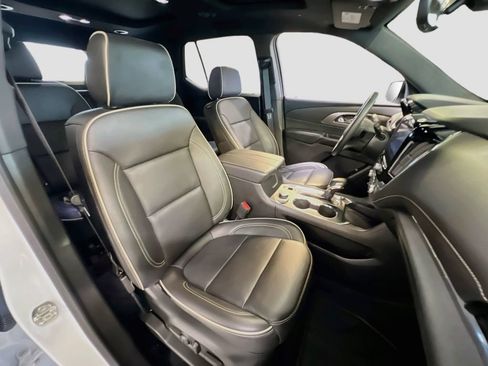 Used 2023 Chevrolet Traverse Premier w/ Redline Edition AWD/4WD image 30