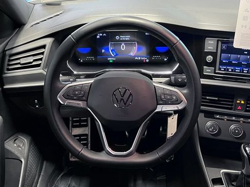 Certified 2024 Volkswagen Jetta Sport FWD image 19