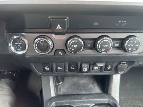 Certified 2020 Toyota Tacoma TRD Sport image 5