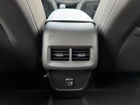 Certified 2024 Chevrolet Equinox LT AWD/4WD image 9