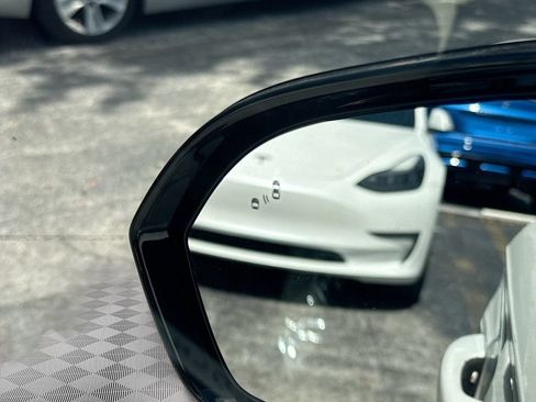 Used 2021 Lincoln Corsair FWD image 17