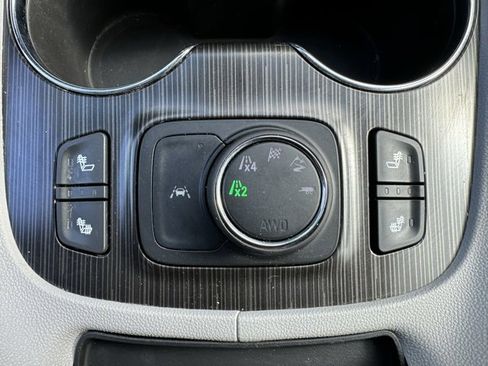 Used 2021 GMC Acadia SLT w/ Trailering Package image 17